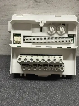 3bse013235r1 Abb Tu831v1 S800i-o Extended Module Termination Unit Nice
