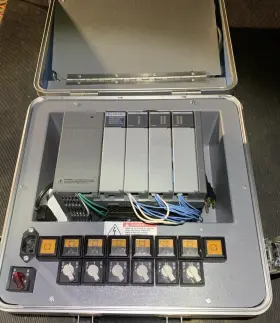 1747-demo-3-c Allen-bradley Ab 1747-demo-3/c With 1747-pt1 Programmer And 1747-uic Usb To Dh485 Converter