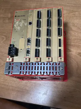 1755-a6 Allen-bradley Ab Gaurd Plc 2000 6 Slot Chasis With Power Module Cpu And Dio