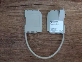 1769-crl1 Allen-bradley 1769-crl1/a Compact I/o Right-to-left Bus Ext Cable Bin1
