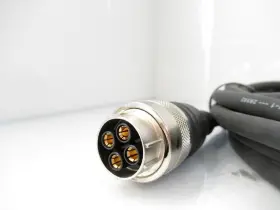 2090xxnpmp16s09 Allen-bradley 2090-xxnpmp-16s09 Non-flexible Cable 20 Feet Long #3
