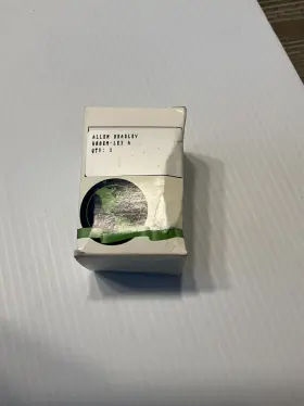 800em Allen-bradley Le3 Ser A Green Illuminated Extended Push Button Operator