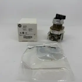 800t-h19b Allen-bradley 800th19b Selector Switch New Black Knob Lever Ser T