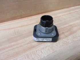 800t-pm16 Allen-bradley 800tpm16 Pushbutton Core Only #2