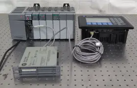 R194015 Allen Bradley Slc-550 Slc 5/03 Cpu 7 Slot Rack With Panel View 550 Dh-485 Link Co
