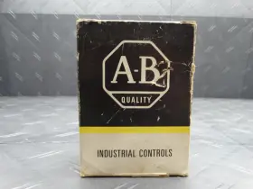 X-401978 Allen-bradley X401978 Fuse Block 30a 600v 3-pole 2-pack