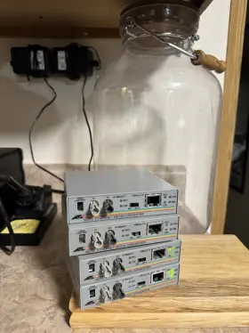 990-01682-10 Allied Telesyn At-mc13 Ethernet Media Converter Lot Of 4 And 2 Power Adapter #2