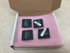 7096lc84-10 Altera Lot Of 4 Cpcd Emp