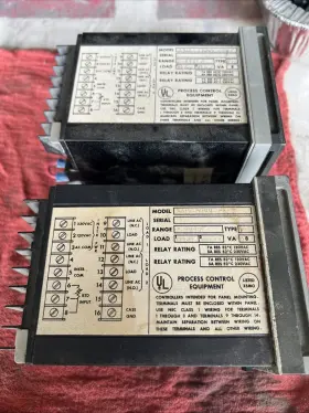 3913-1x144-0007 Chromalox Used Lot Of 2