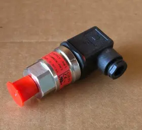 060g1044 Danfoss New Aks3000 Pressure Transmitter - No Box