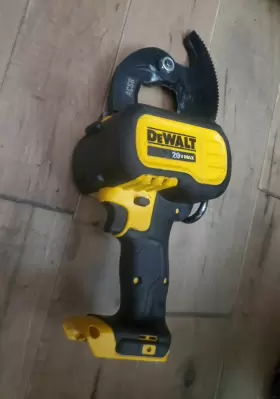 Dce155d1 Dewalt Dce155 20v Max Lithium-ion Cordless Acsr Cable Cutter #3