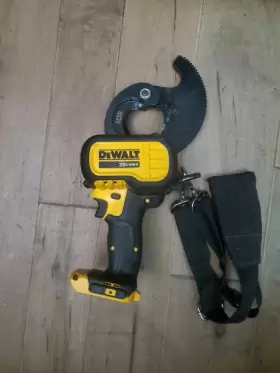 Dce155d1 Dewalt Dce155 20v Max Lithium-ion Cordless Acsr Cable Cutter