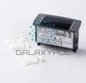 Xr01cx-5n8c0 Dixell 1pcs Temperature Controller New