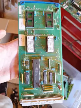 23178 Domino Assembly Matrix Board Gently Used