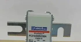 Pc31ud69v200a Ferraz Shawmut One Brand New Fuse Y300010 690vac 200a