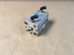 Adn-25-30-i-p-a Festo 00536264 Cylinder 145psi Kb #3