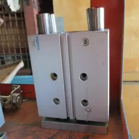 Dfm-32-80-p-a-gf Festo Air Cylinder Used