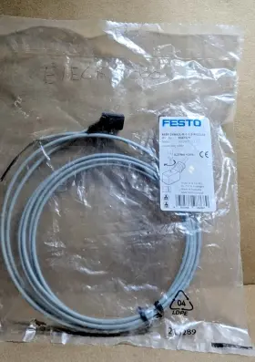 Nebv-z4wa2l-r-e-2.5-n-le2-s1 Festo Mat No. 8047679 Connecting Cable New