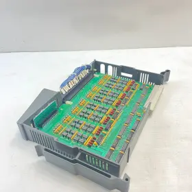 502-03605-00r1 Giddings & Lewis 305-03605-00r1 And Programmable Industrial Computer 7.5ma 14/30 Vdc