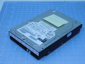 Ic35l040avva07-0 Hitachi Ic35l040avva070 07n9208 Hard Drive T147948