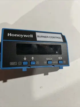 S7820a Honeywell Remote Reset Module 1007 1 Burner Control Keyboard Display #2