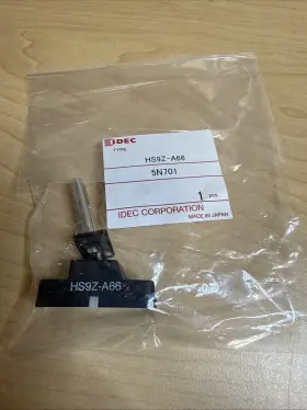 Hs9z-a66 Idec New Safety Interlock Actuator Key Adjustable Type
