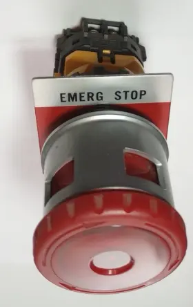 Xn4e-tl403q4mr Idec 1pc Emergency Stop Switch