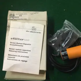 Kb5200 Ifm .1pcs New Efector Capacitive Sensor Kb3020-bpkg/ni Electronic