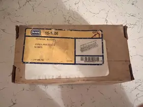 15-1606 Ilsco 15-1608 Terminal Block Qty 1 New Wires Per Side 6 50 Amps