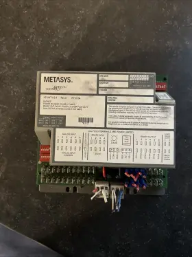 As-unt113-1 Johnson Controls Metasys Unitary Controller Ry10204
