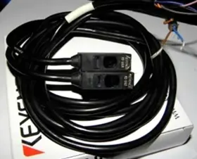 Pz-51lr Keyence Pz51lr New Plc Photoelectric Sensor Built-in Amp Receiver Only