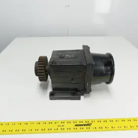 Gst062nvbr3e Lenze Americas Gst06-2n Vbr 3e 12.571 1 Ratio Gear Reducer 111.4rpm
