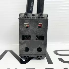 1322570 Marathon Terminal Power Distribution Block 2 Pole 175amp #3