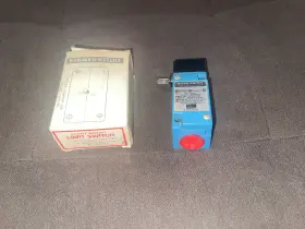Lsa33a Microswitch Cutler Hammer Micro Switch / New In Box