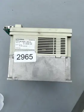 Fr-a024-1.5k-ul Mitsubishi Fr-a024-1.5k-ul/fr-cu03 With Fr-cu03 Plc Module #3