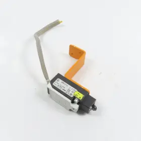 At0-11-1-i Moeller At0111i Roller Plunger Head Limit Switch 230/400v 6a