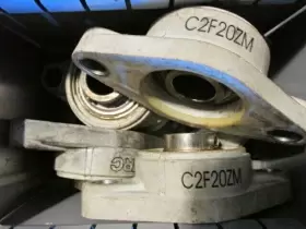 C2f20zm Mrc Bearing Lot Of 6 Skf / Used