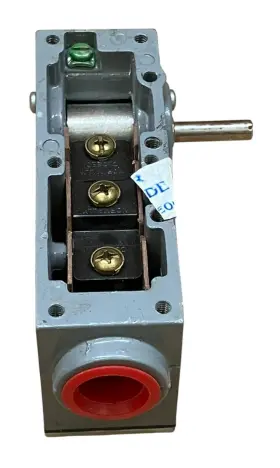 Ea15030014 Namco Controls Limit Switch Without Cover 2195