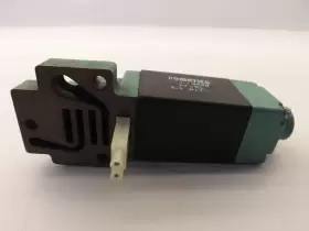 225-344b Numatics 225344b Lot Of 3 Solenoid Valve T36318 #2