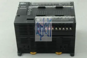 Cp1l-m30dr-a Omron New One In Box