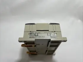 Cpm1a-40edr Omron Programmable Controller #2
