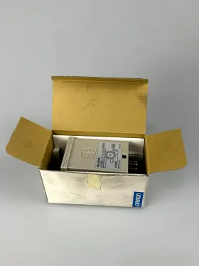 E2c-ak4a Omron E2cak4a Proximity Switch Amplifier 100 To 240 Vac