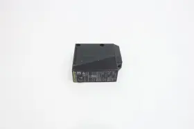 E3jm-r4m4t-us Omron E3jmr4m4tus Photoelectric Sensor 12-240v-dc 24-240v-ac