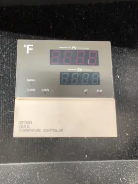 E5ax-prr-f Omron Temperature Controller