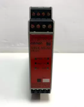 G9sx-ns202-rt Omron Non-contact Door Switch Controller 24vdc 3w - Clean