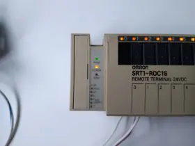 Srt1-roc16 Omron Remote 16 Point Output Terminal Bench Tested Cleaned #2