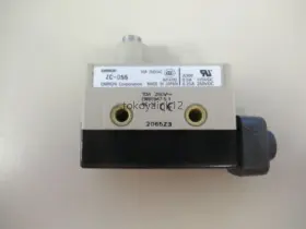 Zc-d55 Omron Factory Sealed Free Shipping Limit Switch