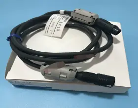 Zx2-xc1r Omron 1pc New In Box Laser Sensor Zx2xc1r Free Shipping#xr