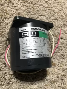 4tk10gn-aw2 Oriental Motor Torque Reduction Motor. End Of Shaft Is Damaged