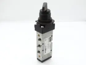 P2lbx592jj Parker Valve Used 127225078 -